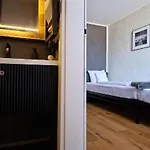 Rzucewska 87 *