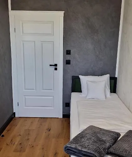 公寓 Rzucewska 87 *